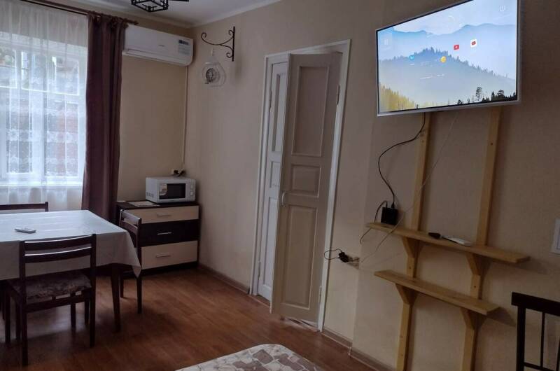 Часть дома с отдельным входом «Чайки»