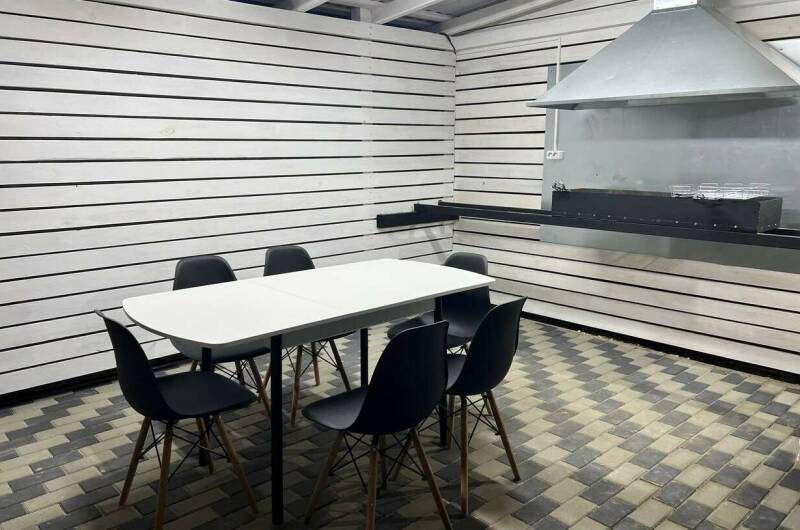 Домики с бассейном «На море и точка»