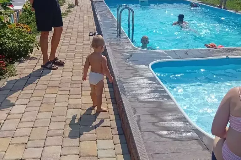 Домики на Луговом