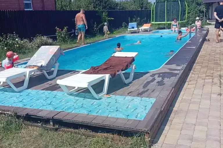 Домики на Луговом