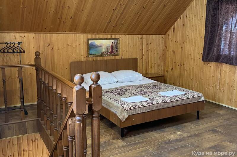 Двухэтажный коттедж «У Эллис»