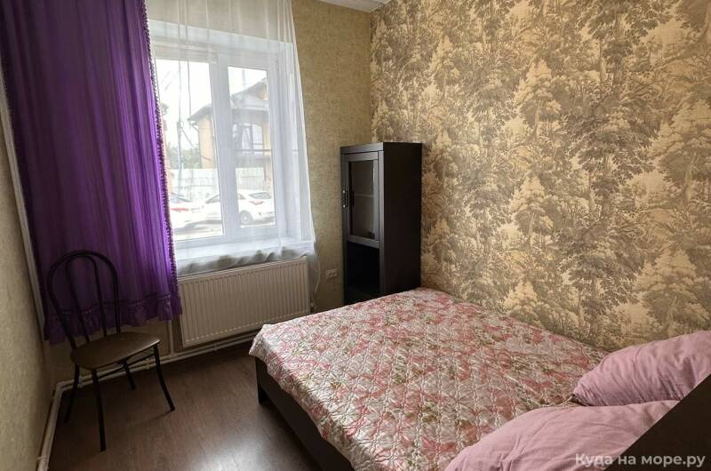 Дом 60 м² с отдельным двором