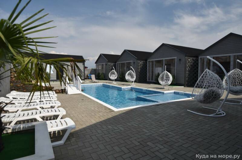 Домики «Azov lounge»