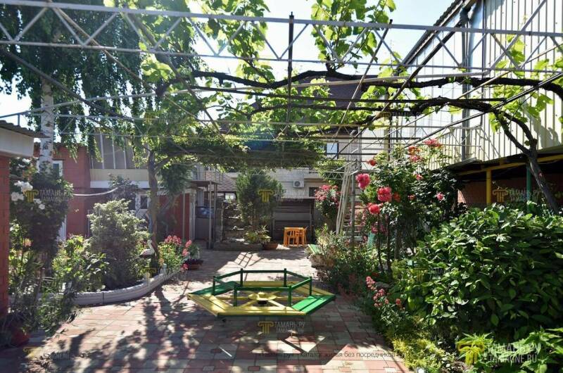 Гостиница «Лебеди»