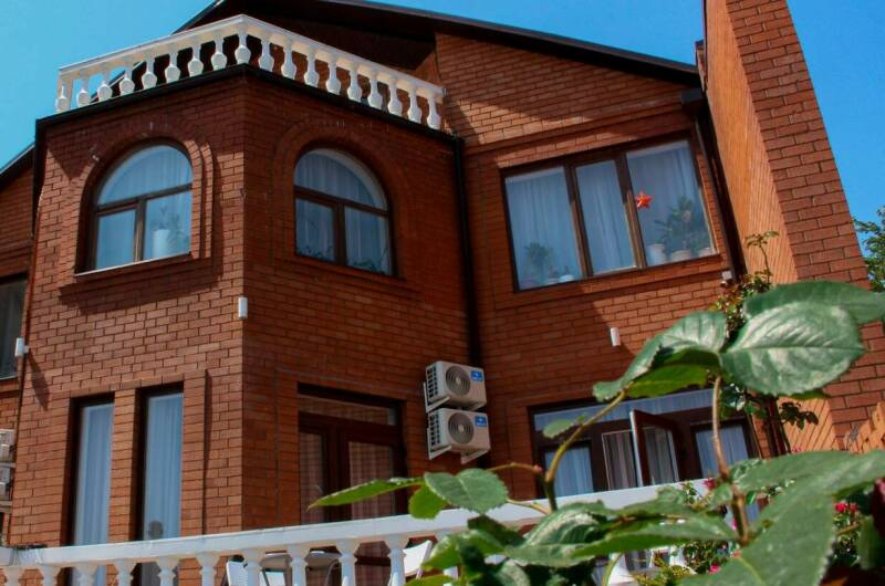 Частный дом «Leon»