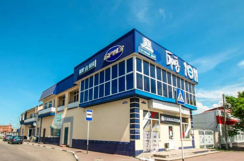 Гостиный двор «Бриз»