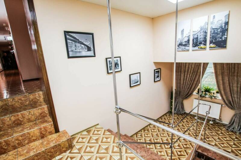 Гостиный двор «Бриз»