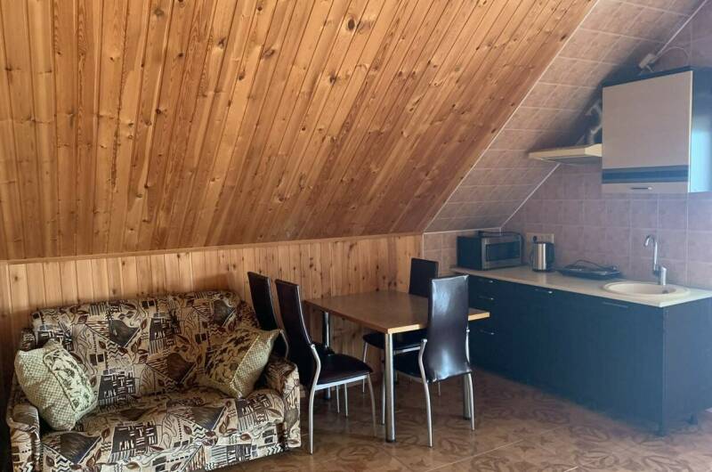 Дом у моря на Азовской