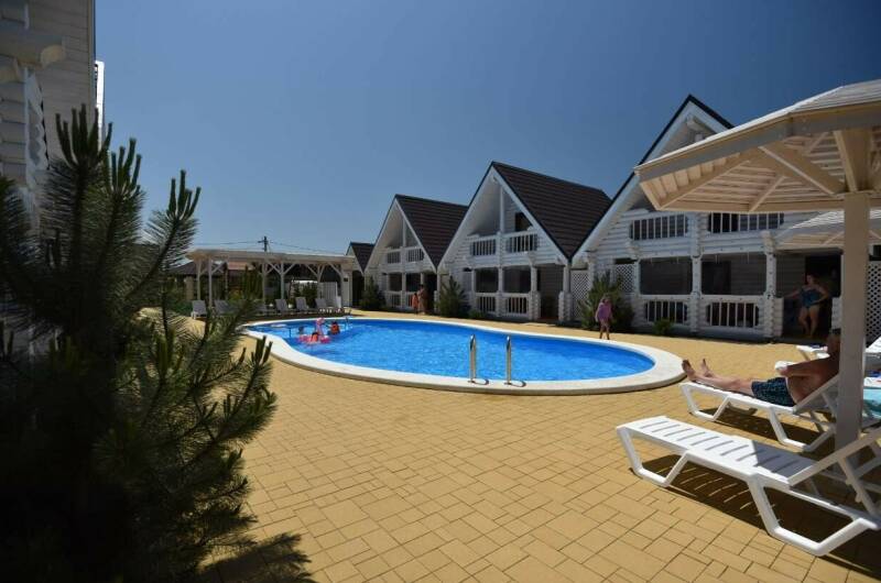 Гостевые домики «White house»