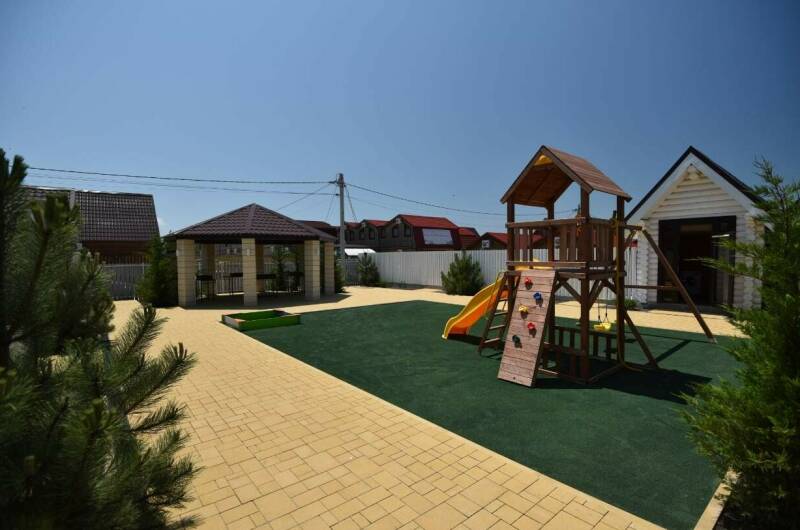 Гостевые домики «White house»