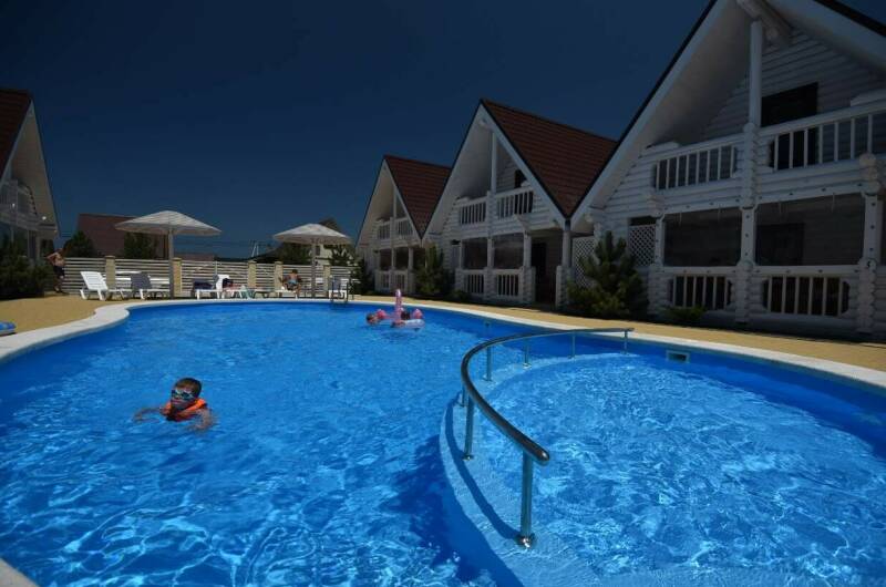 Гостевые домики «White house»