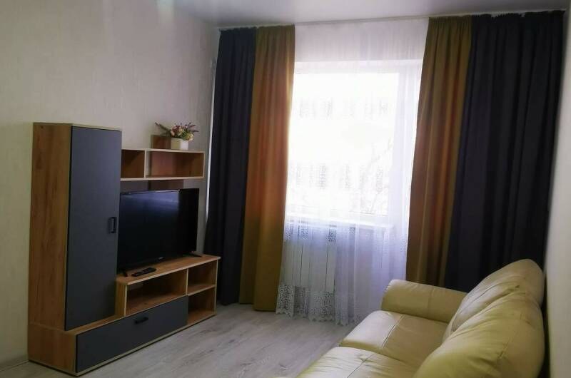 Однокомнатная квартира в центре на Энгельса