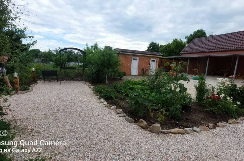 Гостевой двор на Октябрьской