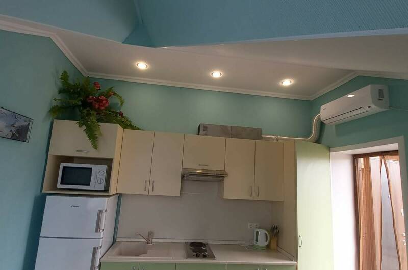 Часть дома под ключ с отдельным входом «На море»