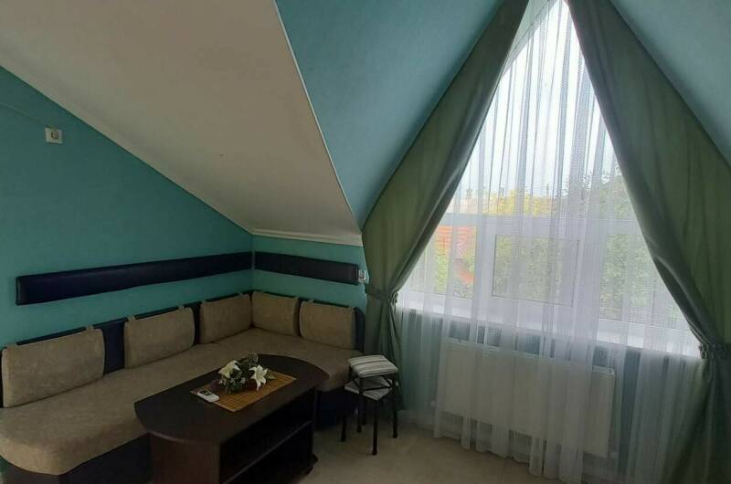 Часть дома под ключ с отдельным входом «На море»