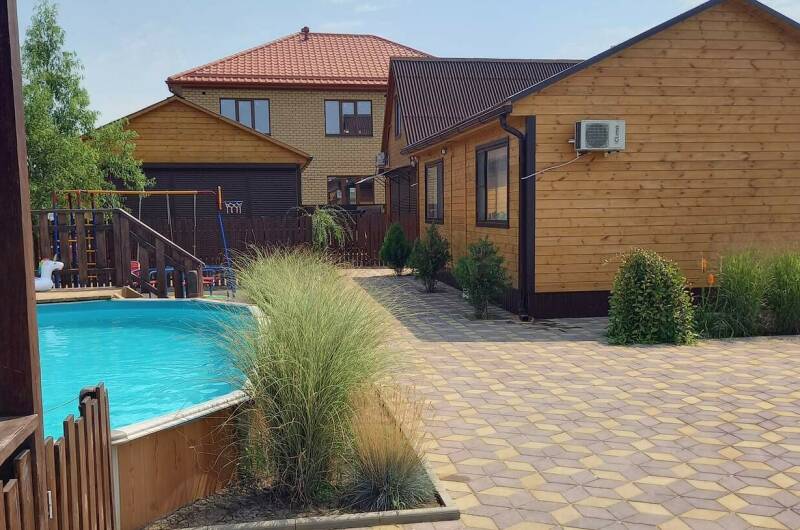 Коттедж «На клубничной»