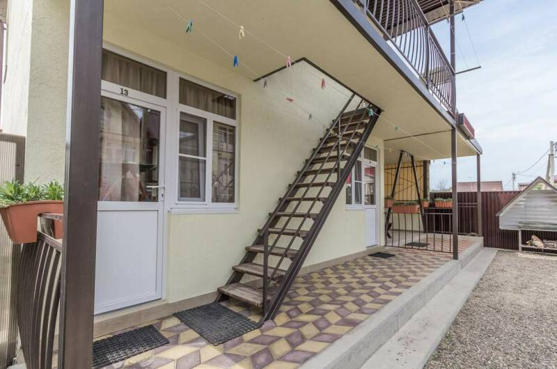 Гостевой дом «Новозападная 32»