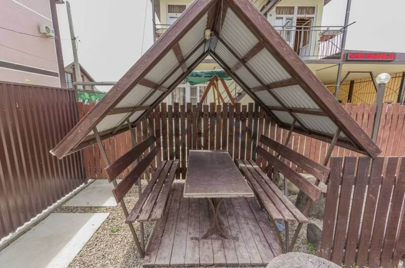 Гостевой дом «Новозападная 32»