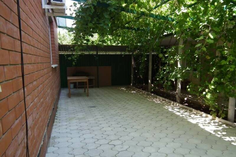 Частное домовладение «Азовский 6»