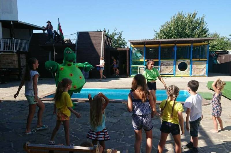 Семейный клуб «Замок»