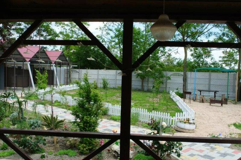 Частный сектор «Летящая по волнам»