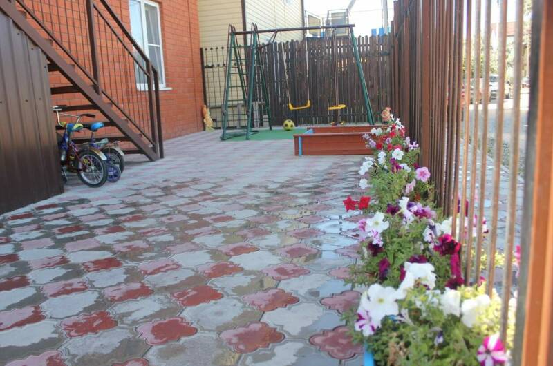 Гостевой дом «Домашний уют» (с кухней в номере)