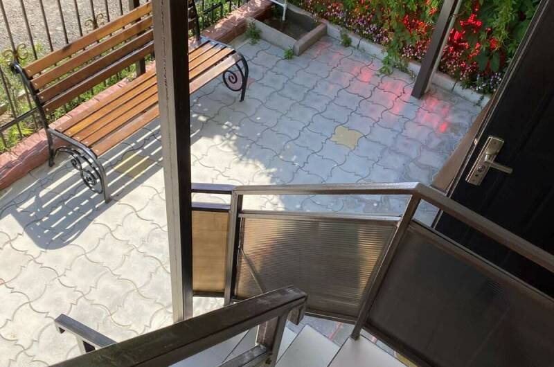 Гостевой дом на Таманской 10 (Кухня в номерах)