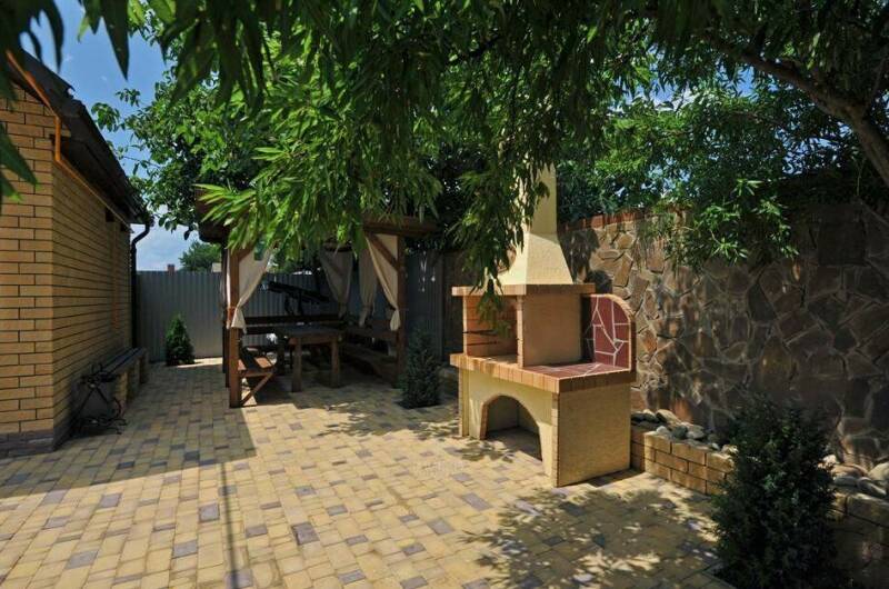 Гостевые домики на Октябрьской